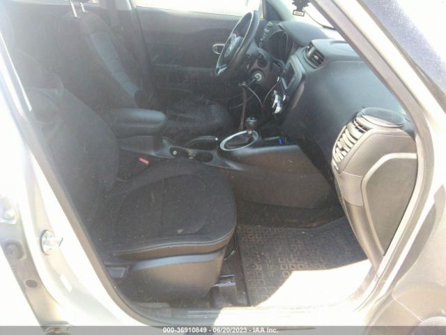 KNDJN2A28J7598087 KIA Soul Base