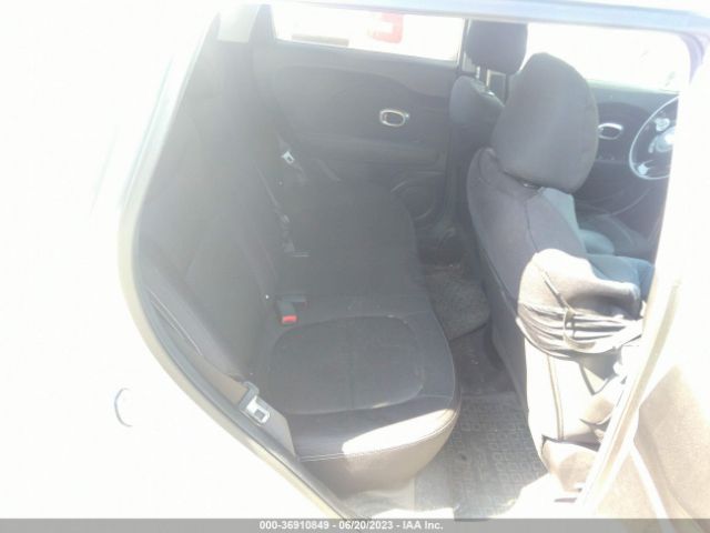 KNDJN2A28J7598087 KIA Soul Base