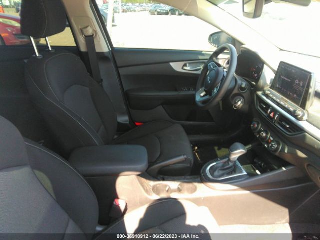 3KPF24AD3NE481275 KIA Forte Lxs