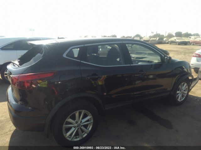 JN1BJ1CP4KW211502 Nissan Rogue Sport S