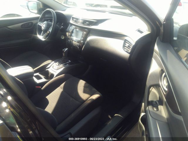 JN1BJ1CP4KW211502 Nissan Rogue Sport S