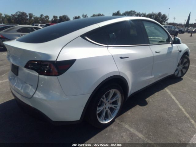 7SAYGAEE7NF430709 Tesla Model Y Long Range