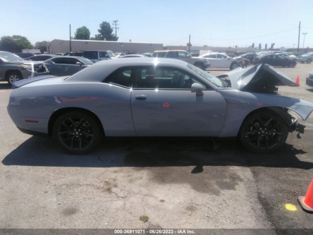 2C3CDZAGXNH144275 Dodge Challenger Sxt
