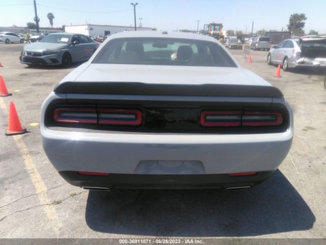 2C3CDZAGXNH144275 Dodge Challenger Sxt