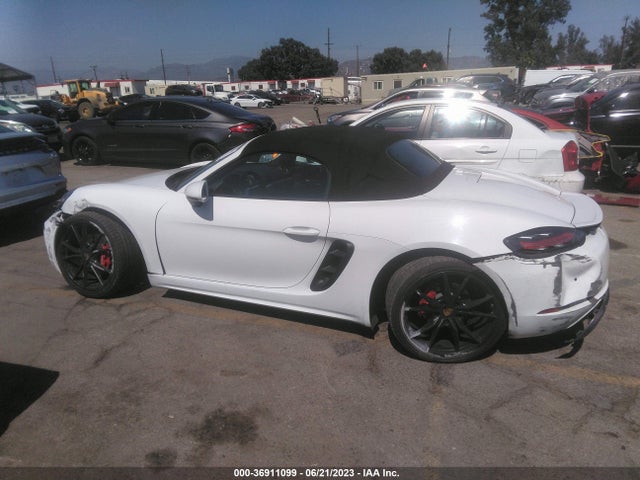 2017 Porsche Boxster, VIN: WP0CA2A87HS221766