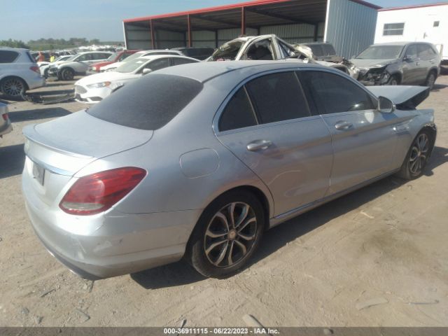 55SWF4JB8FU069978 Mercedes-Benz C-class C 300
