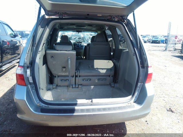 2005 HONDA ODYSSEY EX-L VIN: 5FNRL38785B130148