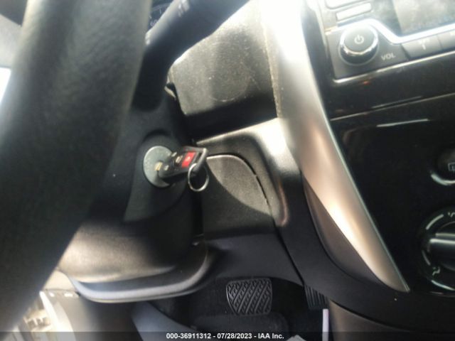 3N1CN7AP2HL892143 Nissan Versa Sedan Sv