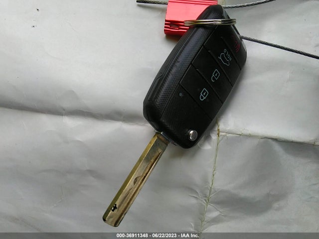 KIA SORENTO LX 2016 5XYPGDA3XGG146727 Image 3