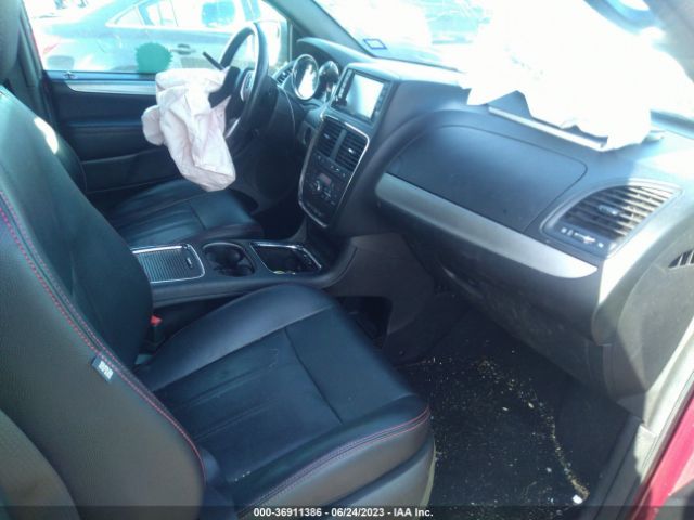 2C4RDGEG8KR646745 Dodge Grand Caravan Gt