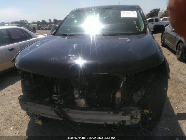 Chevrolet Traverse Ls 2018 1GNERFKW0JJ183967 Image 13