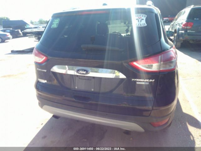 1FMCU9J98EUA23895 Ford Escape Titanium