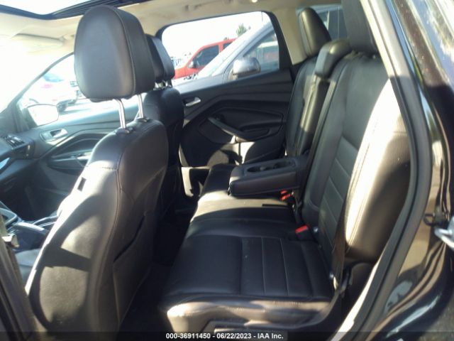 1FMCU9J98EUA23895 Ford Escape Titanium