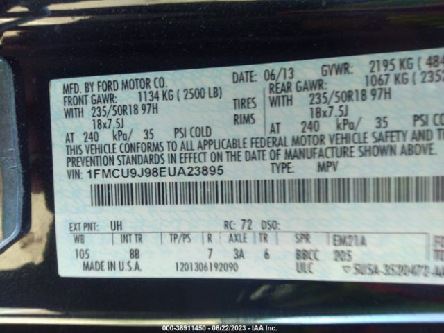 1FMCU9J98EUA23895 Ford Escape Titanium
