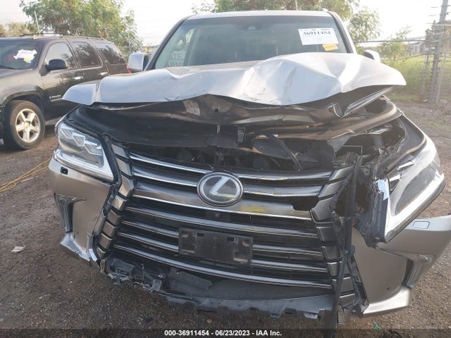 2017 Lexus LX, VIN: JTJHY7AXXH4228041