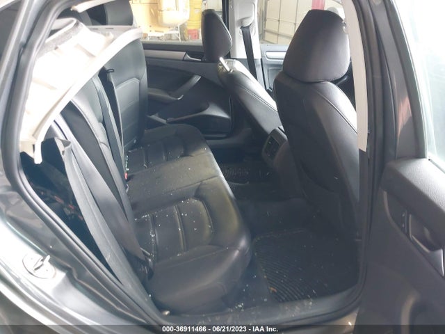1VWBH7A34EC016627 Volkswagen PASSAT SE