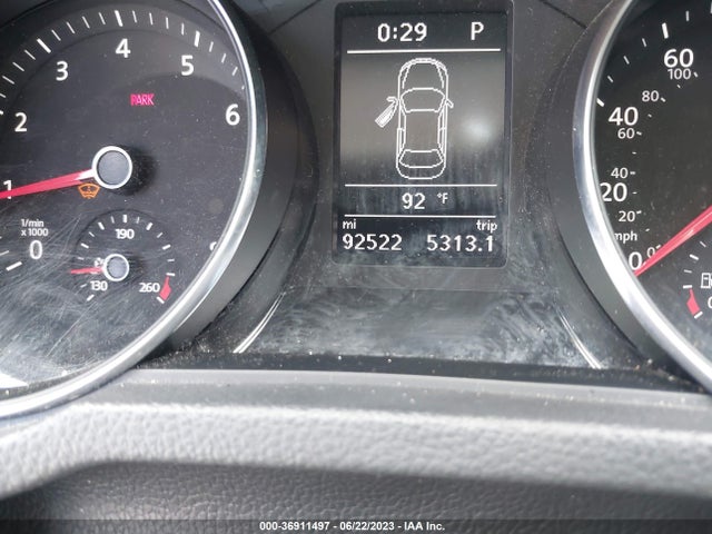 1VWAT7A34HC006842 Volkswagen Passat 1.8t S