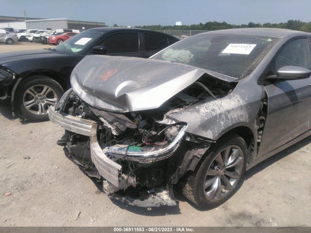 Chrysler 200 S 2015 1C3CCCBG4FN613271 Image 6