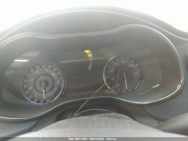 Chrysler 200 S 2015 1C3CCCBG4FN613271 Image 7