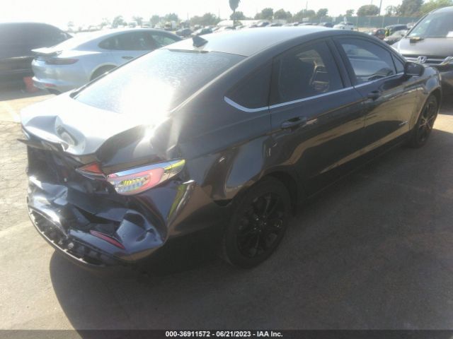 3FA6P0LU5KR219050 Ford Fusion Hybrid Se