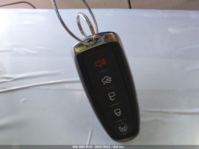 2015 FORD ESCAPE TITANIUM VIN: 1FMCU0J92FUB07482