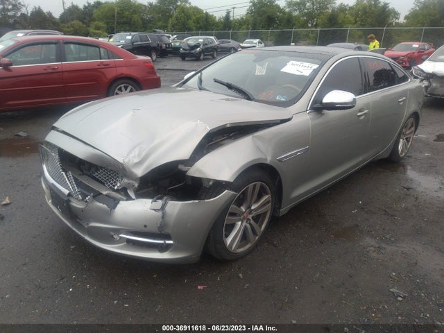 2014 Jaguar XJ, VIN: SAJWJ2GD6E8V64600