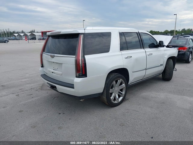 1GYS3CKJ8GR452933 Cadillac Escalade Premium Collection