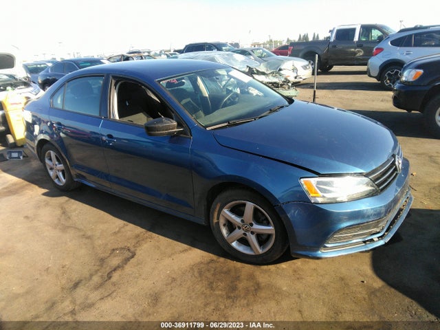 3VW267AJ1GM221733 auction archive image
