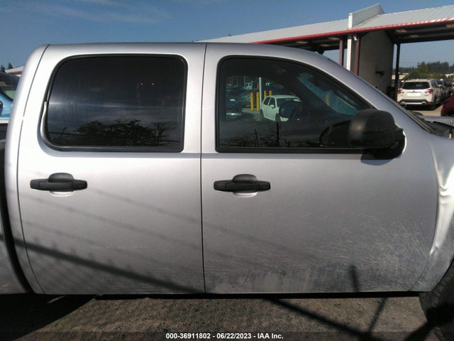 2011 CHEVROLET SILVERADO 1500 LT VIN: 3GCPKSE35BG173566