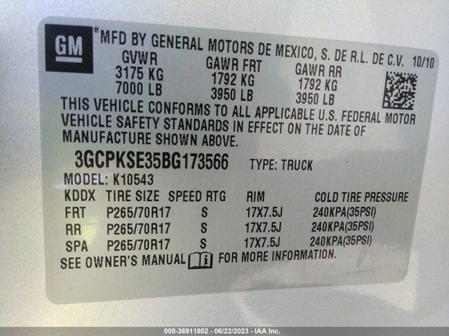 2011 CHEVROLET SILVERADO 1500 LT VIN: 3GCPKSE35BG173566