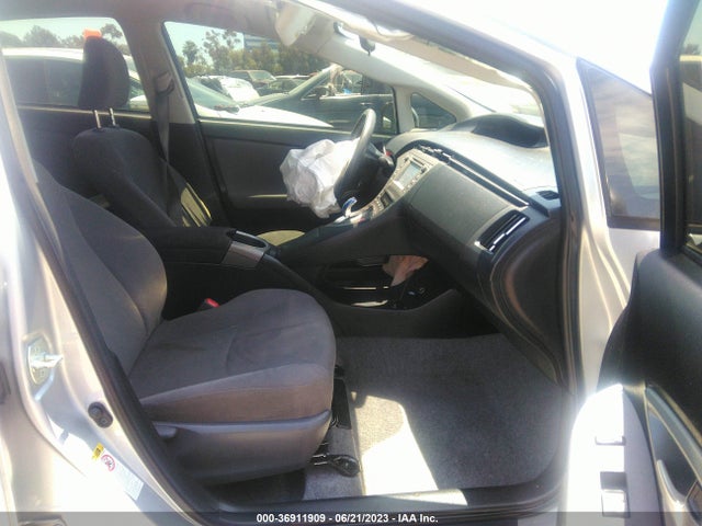Toyota Prius Four 2015 JTDKN3DU5F1884948 Image 11