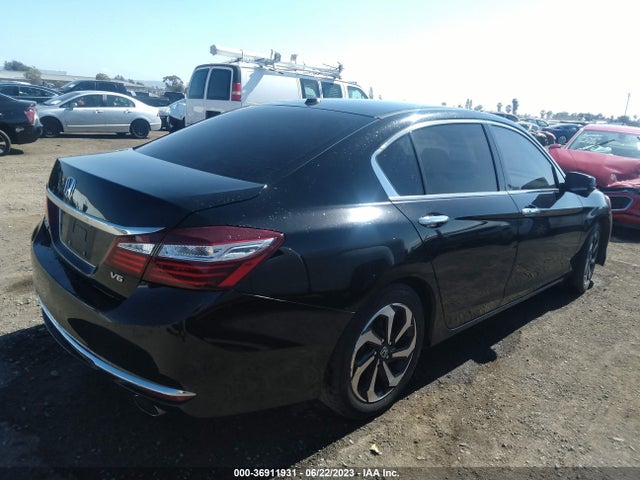 2017 HONDA ACCORD SEDAN EX-L V6 VIN: 1HGCR3F83HA004584