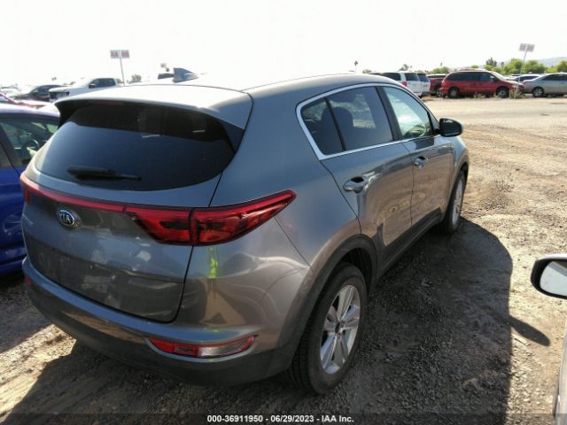 KNDPMCAC7J7348223 KIA Sportage Lx