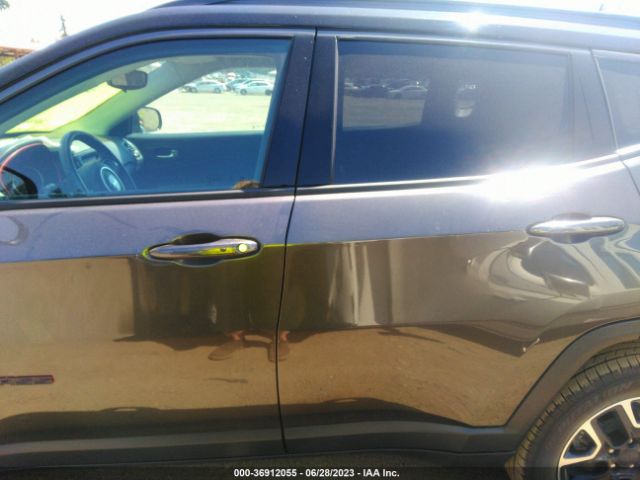 3C4NJDDB2KT780353 Jeep Compass Trailhawk
