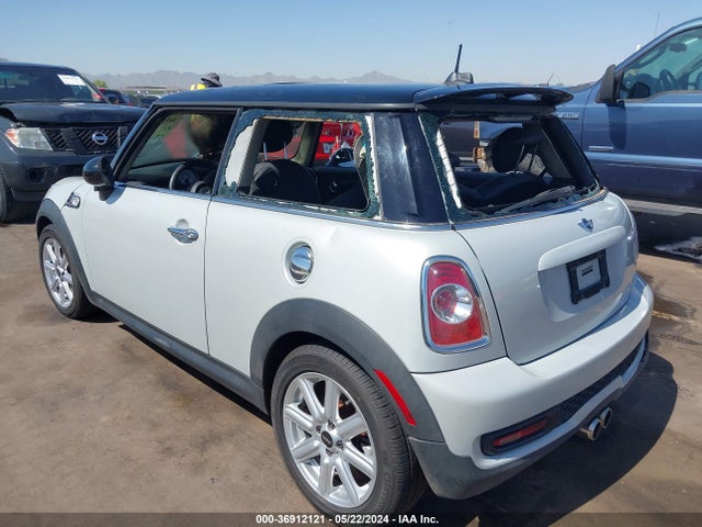 2013 MINI HARDTOP WMWSV3C56DT479464 Photo 2