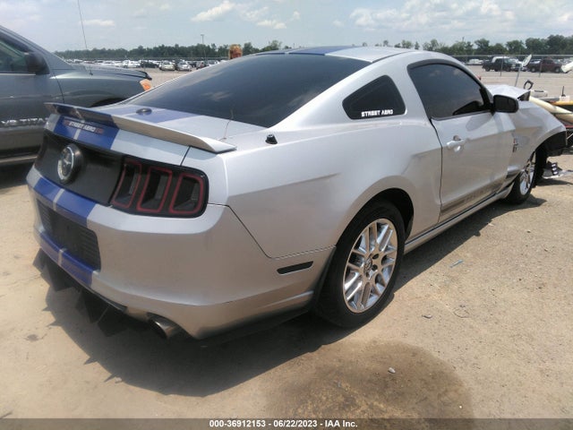 2013 FORD MUSTANG V6 VIN: 1ZVBP8AMXD5282142