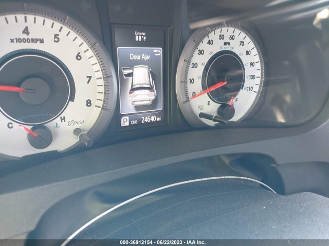 Toyota SIENNA SE 2020 5TDXZ3DC3LS039175 Image 7