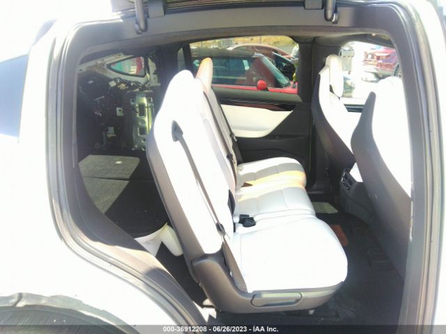 5YJXCAE26KF193555 Tesla MODEL X