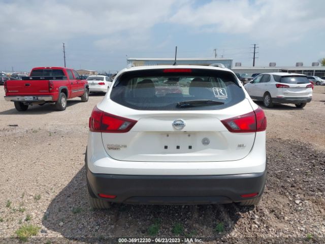 JN1BJ1CP1HW002632 Nissan Rogue Sport Sl