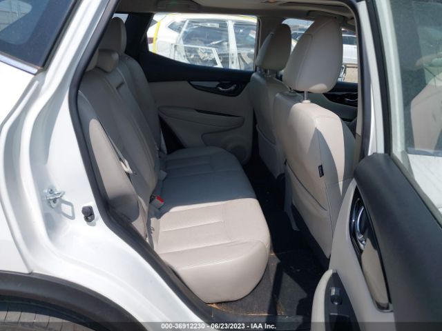 JN1BJ1CP1HW002632 Nissan Rogue Sport Sl
