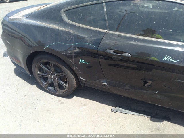Ford Mustang Ecoboost 2019 1FA6P8TH0K5135190 Image 4