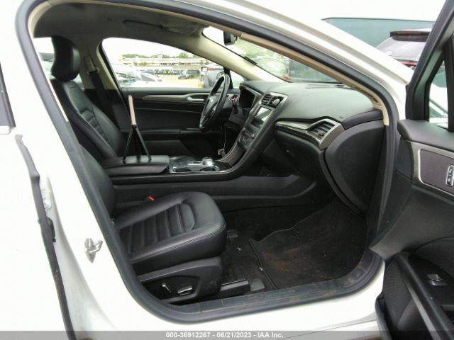 3FA6P0PU7HR279057 Ford Fusion Energi Se