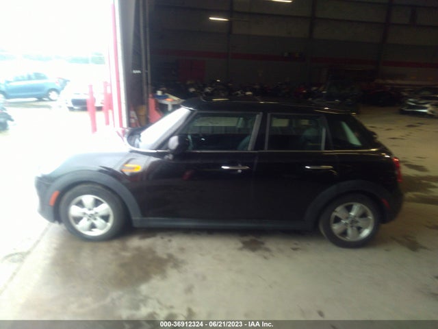 2016 Mini Hardtop, VIN: WMWXU1C5XG2D11319