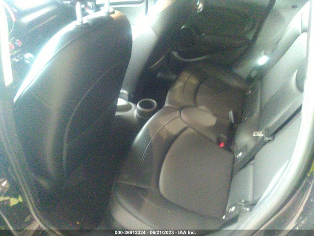 2016 Mini Hardtop, VIN: WMWXU1C5XG2D11319