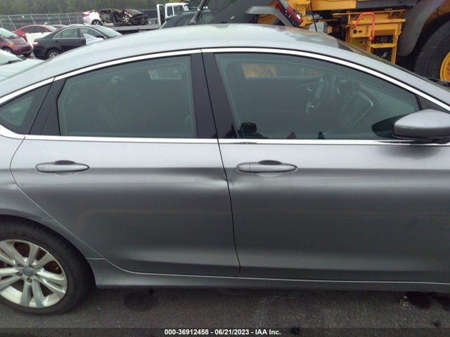 2017 Chrysler 200, VIN: 1C3CCCAB1HN508132