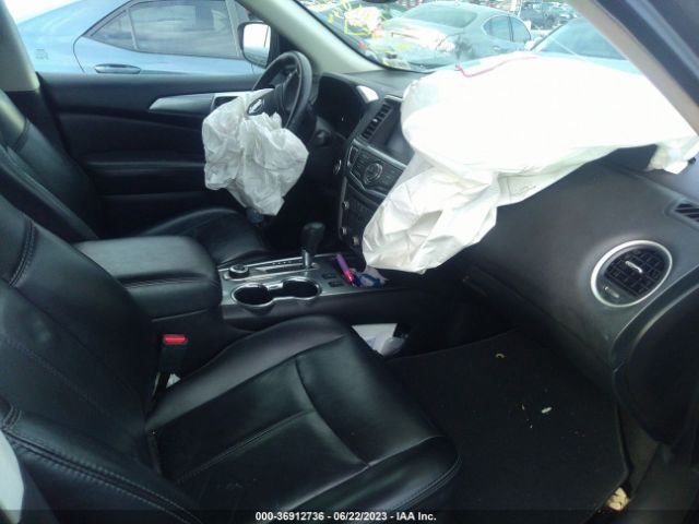 5N1DR2MM8HC689579 Nissan Pathfinder Sl