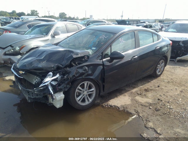 Chevrolet CRUZE LT 2017 1G1BE5SM3H7153698 Image 2