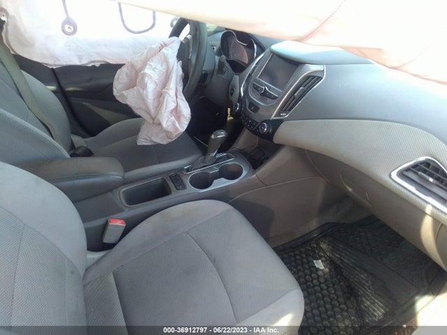 Chevrolet CRUZE LT 2017 1G1BE5SM3H7153698 Image 5