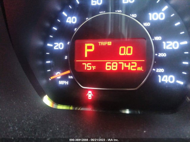 KIA Soul Base 2016 KNDJN2A2XG7864380 Image 8