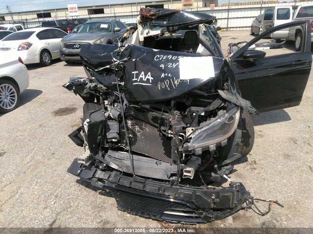 1C3CCCBB8FN698622 Chrysler 200 S